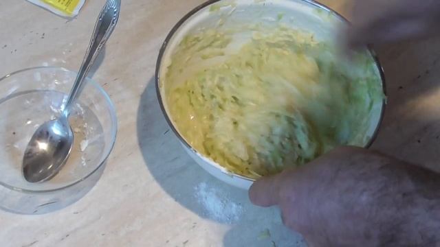 ГОТОВИМ кексы из кабачков. смотреть онлайн