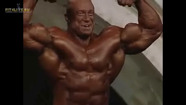 Настоящий арбуз бодибилдинга Маркус Рул. Монстр массы из Германии (Markus Ruhl)