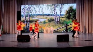 Удмуртский танец "Мы в деревне живем" ("Ми гуртын улиськом")