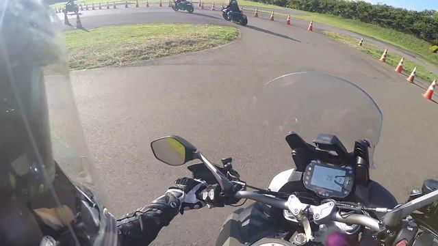 Nova multstrada enduro andando forte смотреть онлайн