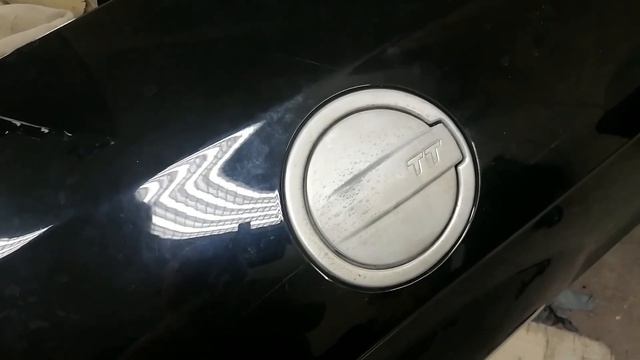 Audi TT How to Open Fuel Door From Inside Manually смотреть онлайн