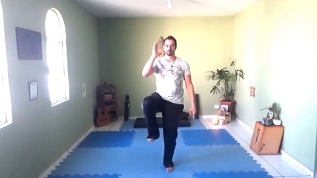 Kosmonectando - Aula de TAI CHI (PARTE 1) forma 10 ESTILO YANG TRADICIONAL смотреть онлайн