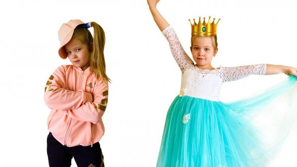 Лера и мама учат правила для принцессы