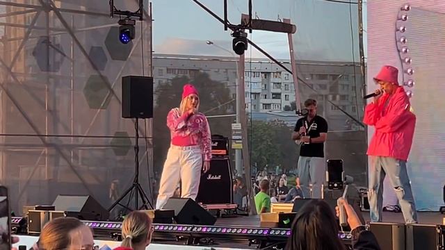 SIVCHIK & УЛЬЯНА СТОЛЯРОВА - БУРАТИНО /ЖИВОЙ ЗВУК/Концерт в Ми #димдимыч #сивчик / ДимДимыч / Сивчи смотреть онлайн