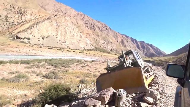 Дорога к озеру Кел-Суу. Нарын. Китай. Иссык-Куль. Часть3 #озерокельсуу #kyrgyzstan #нарын смотреть онлайн