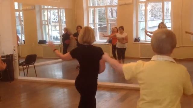 Танцы 40+ Ча-ча-ча смотреть онлайн