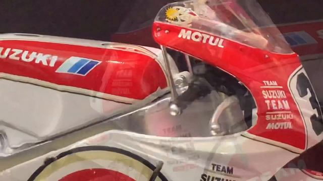 Diecast Motogp Kevin Schwantz Suzuki Rgv 500 1993 смотреть онлайн