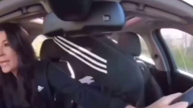 когда играет твоя любимая музыка 🤣 смотреть онлайн