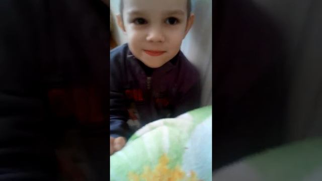 Не хочу разговаривать. А НАДО! смотреть онлайн