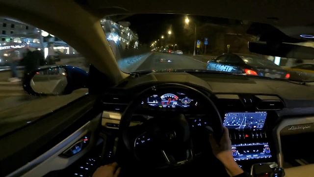 Lamborghini Urus | 650 HP BiTurbo V8 | POV Test Drive | Moscow Night Ride смотреть онлайн