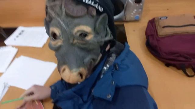 Буллинг в школе, зарезал плохого парня смотреть онлайн