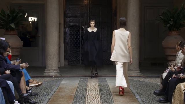 Коллекция Vivetta Осень/зима 2024/25 в Милане смотреть онлайн