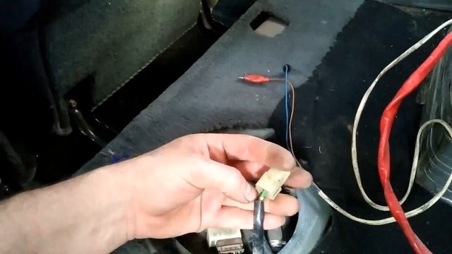 Очень-Простой способ проверки бензонасоса Пежо-405 SRI. смотреть онлайн