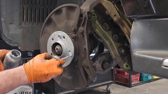 MERCEDES GLS 63 AMG X166 2016 2017 2018 2019 HOW TO CHANGE REPLACE FRONT BRAKES ROTORS & PADS SEVIC смотреть онлайн