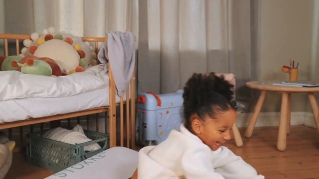 JetKids™ By Stokke® CloudSleeper™ Sleep Over смотреть онлайн