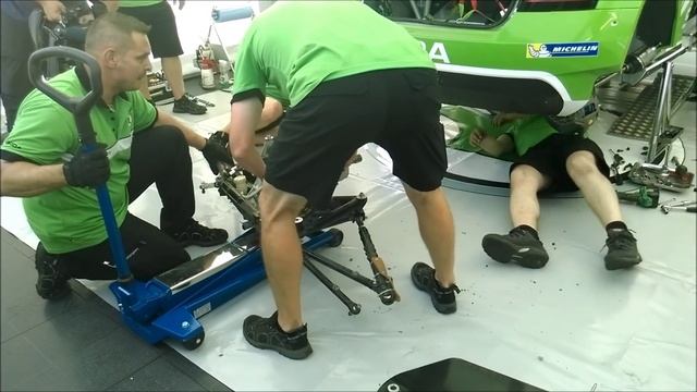 Rally Bohemia 2015 - Servis- Škoda Motorsport смотреть онлайн
