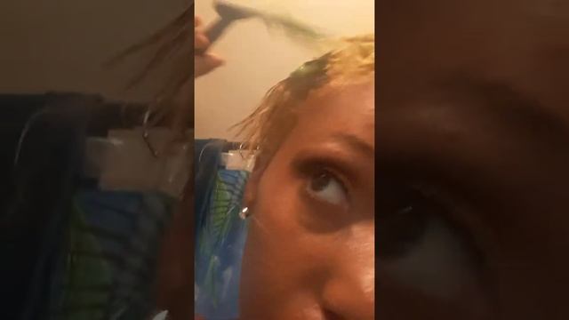 Colorista  Loreal Lime Green ?