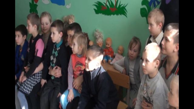 СФК Слуцк- Детям!.avi смотреть онлайн