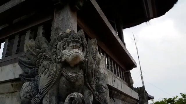 Бали, Улувату храм на скале. смотреть онлайн