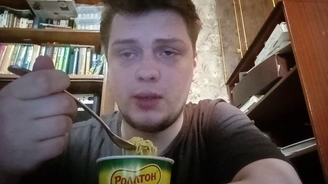 Обзор на роллтон горячая порция с курицей смотреть онлайн