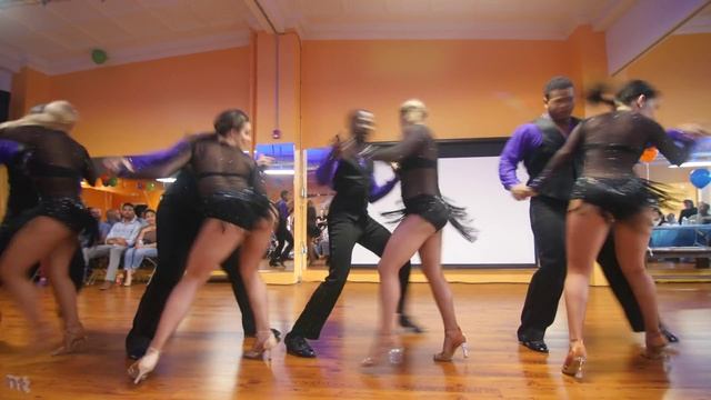 Art in Motion bachata performance (4K) смотреть онлайн