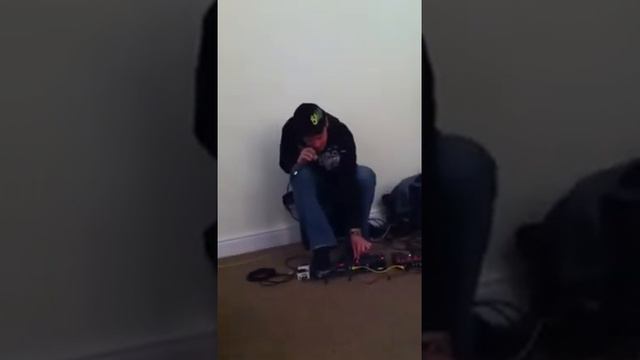 Jon Lilygreen - Stand by Me Loop Pedal смотреть онлайн