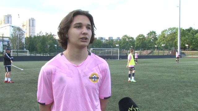 Футбол в спортшколе «Одинцово» смотреть онлайн