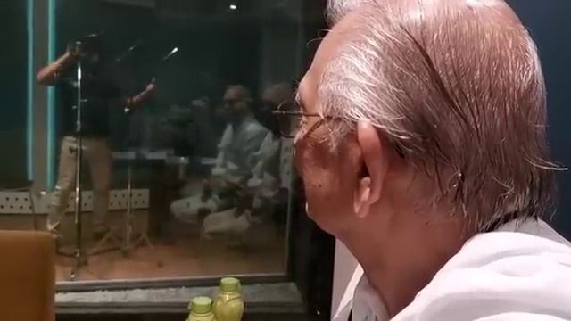 Singer KK live "chhod aaye hum woh galiyan" with Gulzar Sahab | RIP KK Sir 💔 смотреть онлайн