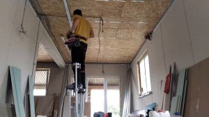 Монтаж гипсокартона в доме из сип панелей