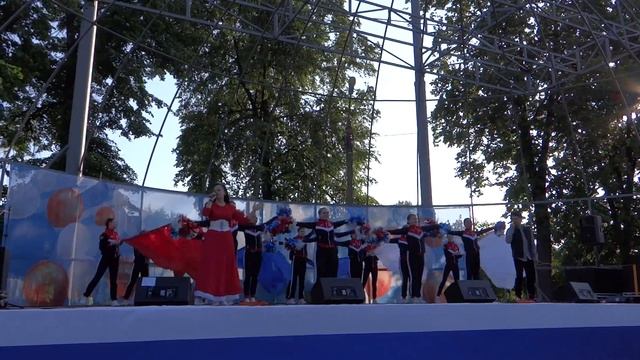 Вызов - Дарья Сперанская, Артём Лыкасов, "Марш-Парад" смотреть онлайн