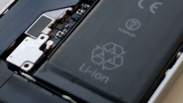 iPhone 4s - ВСЁ ЕЩЁ ЛУЧШЕ 100% АНДРОИДОВ!!! смотреть онлайн