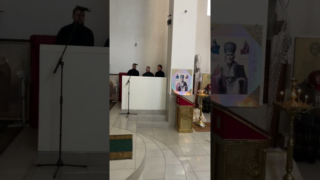 Запоют акафист Соловьи , поют в храме смотреть онлайн
