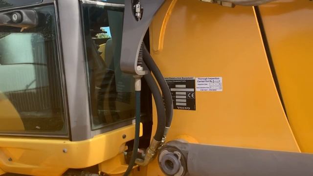 Volvo BL61 Backhoe Loader