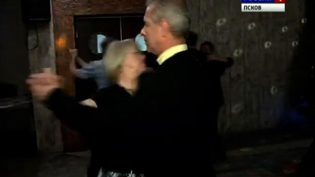 Новогодний серпантин.Программа Дины Перевозчиковой смотреть онлайн
