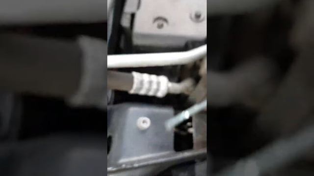 Как открыть капот BMW X6 E71 часть 2