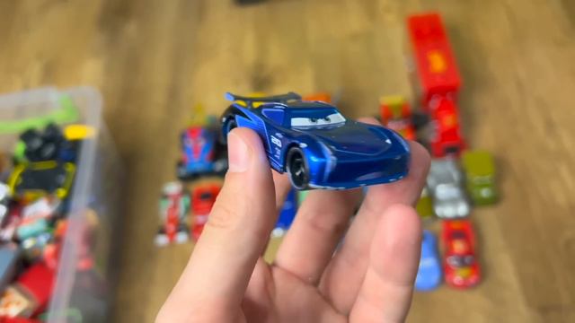 Looking for Disney Pixar Cars: Lightning McQueen, Francesco, Cruz Ramirez, Sally, Mater Tow, Hudson смотреть онлайн