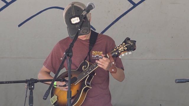 Cort Workman - El Chumacero (2nd Place Jr Mandolin) смотреть онлайн