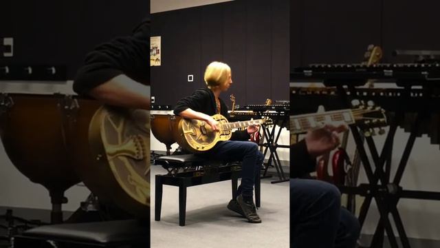 Short performance with a resonator guitar #resonatorguitar смотреть онлайн