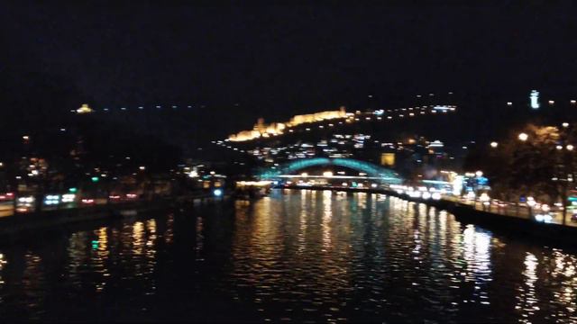Огни города Тбилиси Грузия 21.02.2020 смотреть онлайн