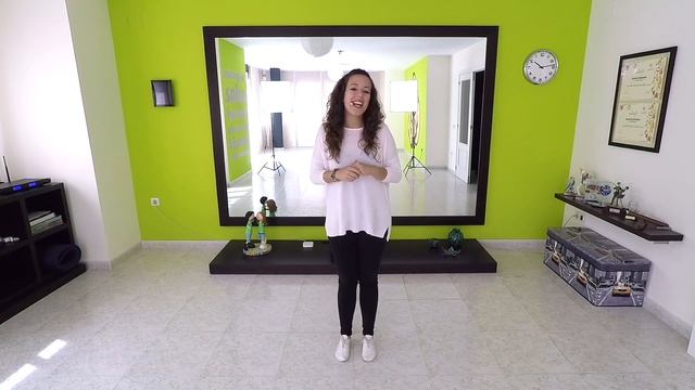 5 PASOS BÁSICOS de BACHATA para romper la pista de baile | Aprender a Bailar Bachata смотреть онлайн