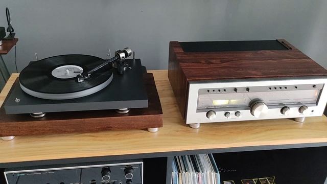 Pro-ject Debut Pro/ Luxman Vintage R-1120a/ Tekton Lore Reference смотреть онлайн
