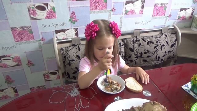 Почему Вика Не Поедет с Нами На Юг/ Готовлю Кушать/ смотреть онлайн