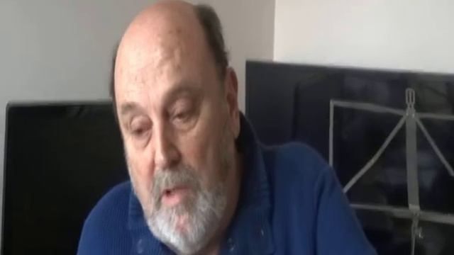 Interview au sujet du film le Jeune K. Marx смотреть онлайн