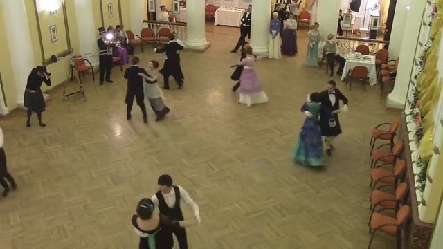 Castle Walk смотреть онлайн
