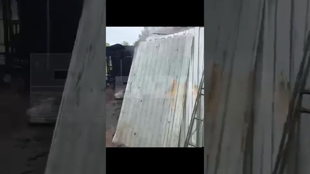 Живодёры подожгли собачий приют в Уфе смотреть онлайн