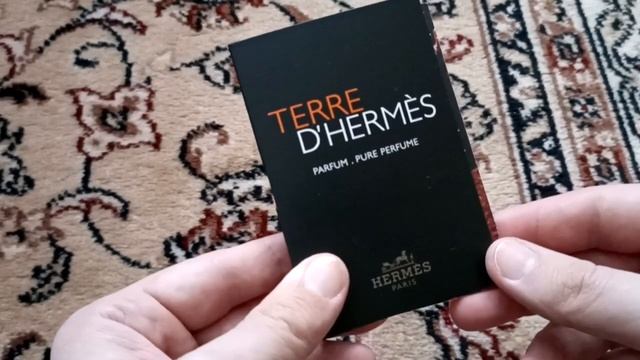 Обзор мужских духов Hermes Terre D´hermes и сравнение с Bleu De Chanel