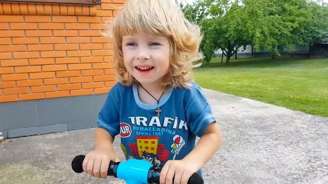 Новый Реактивный Самокат Jet Scooter с эффектом ракетных двигателей. Jet SCOOTER for children смотреть онлайн