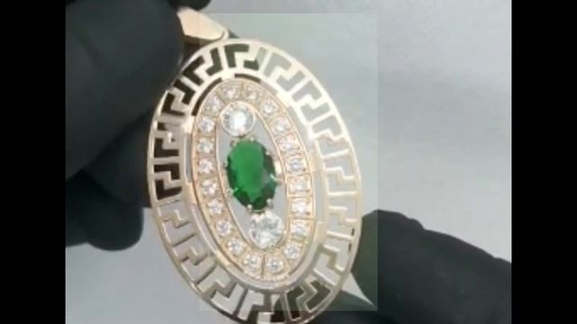 Ювелирное украшение с зеленым камнемUntitled смотреть онлайн