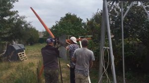 Ветрогенератор своими руками из мотор колеса! Установка и первый запуск!