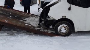 на эвакуаторе идём в тандеме с коллегой принцип работы ломанной платформы и гидравлической